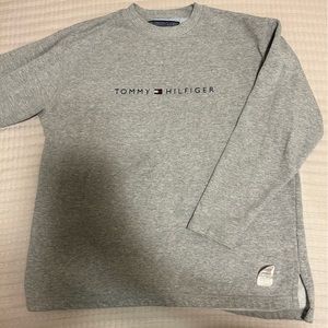 Vintage Tommy Hilfiger Sweatshirt